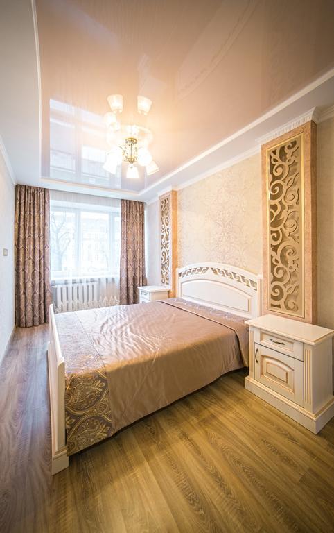 Apartments On Svobody Avenue- The Center Of Лвив Екстериор снимка